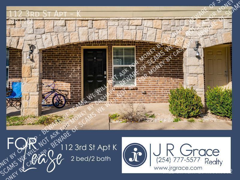 112 W 3rd St-Unit -K in Keene, TX - Building Photo