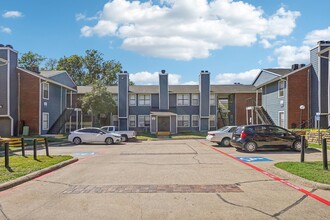 Millennium Dallas Apartments in Dallas, TX - Foto de edificio - Building Photo