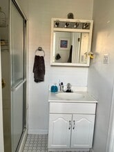 259 S 23rd St, Unit 3rd floor in Philadelphia, PA - Foto de edificio - Building Photo