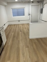 5565 Bonner Ave, Unit 12 in North Hollywood, CA - Foto de edificio - Building Photo