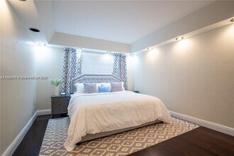 7100 Nova Dr in Davie, FL - Building Photo - Building Photo