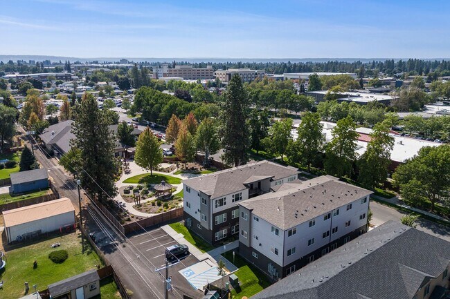 Astor Apartments in Spokane, WA - Building Photo - Interior Photo