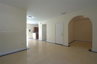 4100 NE 25th St in Homestead, FL - Building Photo - Building Photo