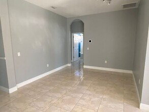 2467 Huron Cir in Kissimmee, FL - Building Photo - Building Photo