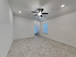 16934 Lagos Ln in Crosby, TX - Building Photo - Building Photo