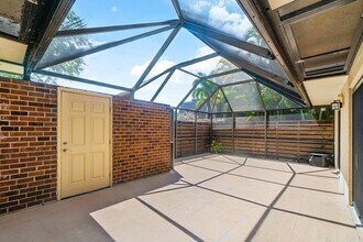 1311 13th Terrace in Palm Beach Gardens, FL - Building Photo - Building Photo