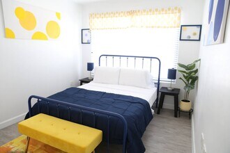 259 SW 259th Way in Naranja, FL - Building Photo - Building Photo