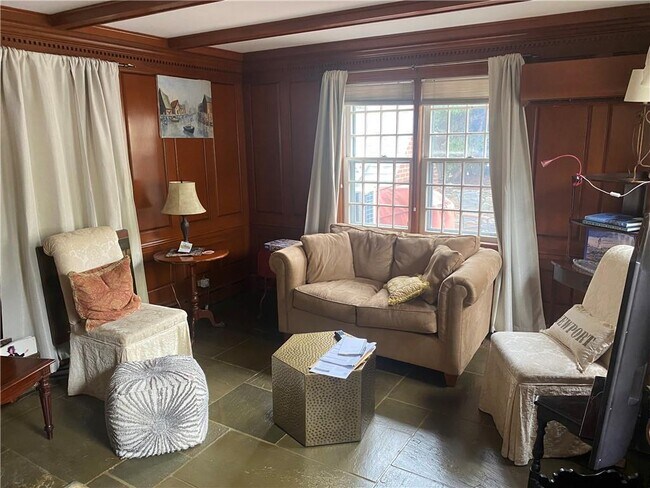 4 Coddington Wharf in Newport, RI - Building Photo - Building Photo