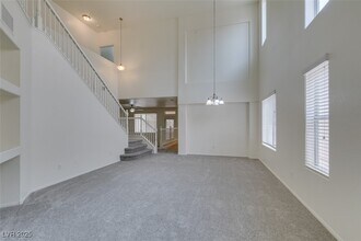 2831 Kinknockie Way in Henderson, NV - Building Photo - Building Photo