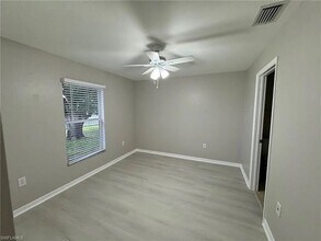 1009 Chapel Ave in Lehigh Acres, FL - Building Photo - Building Photo