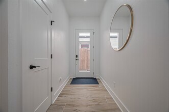 3726 Noah St in Houston, TX - Building Photo - Building Photo