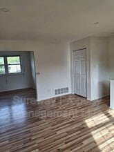 128 Eaves Mill Rd in Medford, NJ - Building Photo - Building Photo