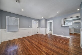 113 W 5th Ave in Gastonia, NC - Building Photo - Building Photo