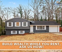 3963 Rockey Valley Dr in Conley, GA - Building Photo