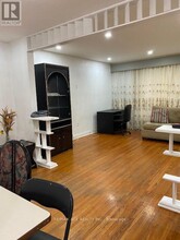 34 Crocus Dr in Toronto, ON - Building Photo - Building Photo