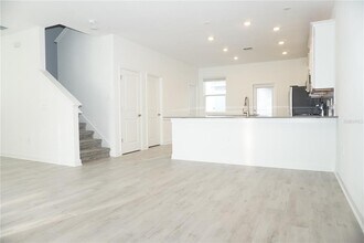 11419 Listening Dr in Orlando, FL - Building Photo - Building Photo