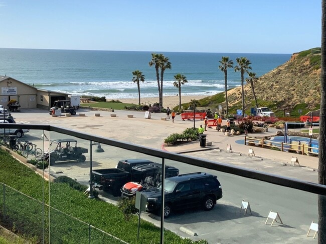 135 S Sierra Ave in Solana Beach, CA - Building Photo - Building Photo