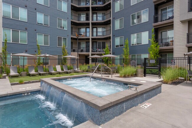 City Lofts Apartments in Salt Lake City, UT - Foto de edificio - Building Photo