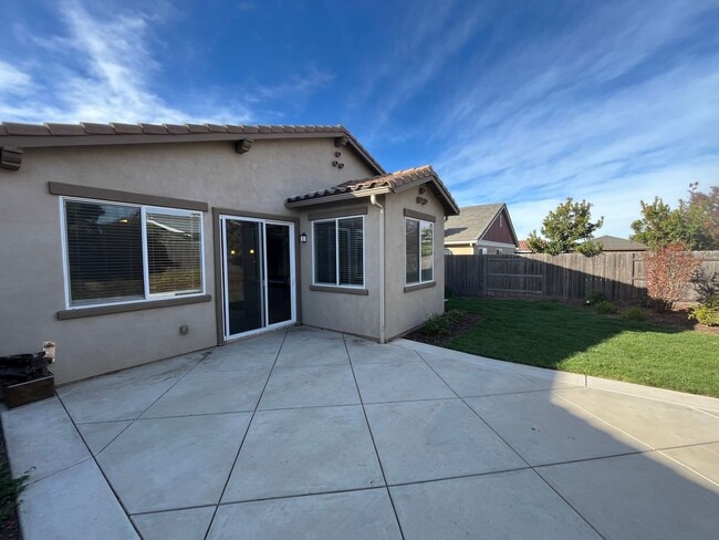 1037 Shultz Ln in Orcutt, CA - Building Photo - Building Photo