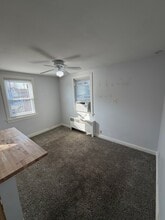 38 Marple Ave, Unit # B in Clifton Heights, PA - Foto de edificio - Building Photo