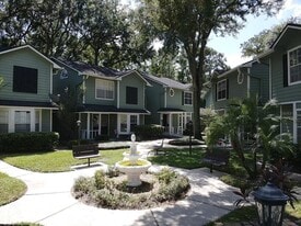 5990 Braemar Pl in Orlando, FL - Building Photo