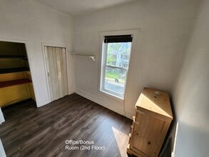 114 Cleveland Ave, Unit 2nd/3rd Floor Apartment in Pittsburgh, PA - Building Photo - Building Photo