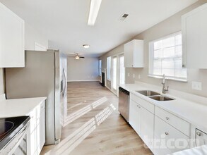 3618 Jordan Mill Ct in Raleigh, NC - Building Photo - Building Photo