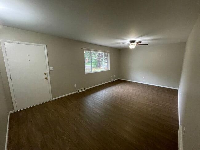 1607 Larch St in Fort Collins, CO - Building Photo - Building Photo