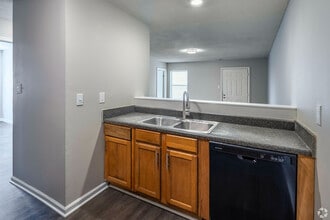 Campus Side Apartments in Augusta, GA - Building Photo - Building Photo