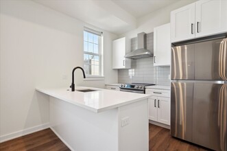 Aston Lofts in Philadelphia, PA - Building Photo - Interior Photo