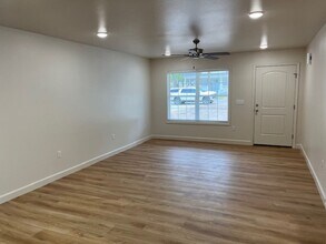 315 W 5th St in Russellville, AR - Building Photo - Building Photo