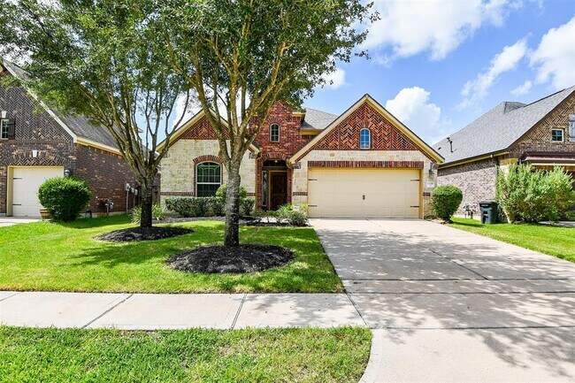 property at 15219 Ashbrook Dove Ln