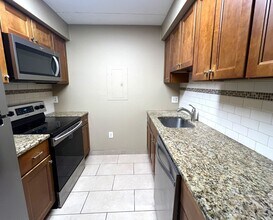 181 Green St, Unit #413 in Melrose, MA - Building Photo - Building Photo