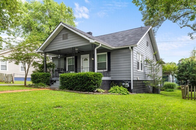 1431 Perkins St in Alcoa, TN - Building Photo - Building Photo