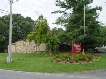 Adkisson Village in Cleveland, TN - Foto de edificio - Building Photo
