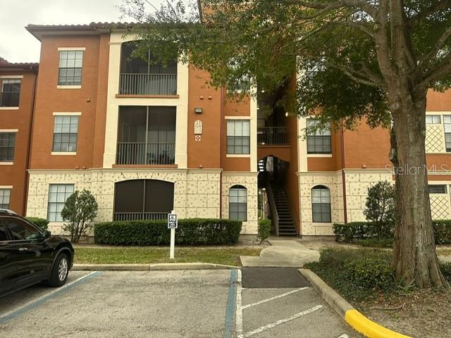 6149 Metrowest Blvd in Orlando, FL - Foto de edificio