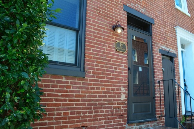 19 E Wheeling St in Baltimore, MD - Building Photo - Building Photo