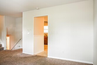 2775 Fleet Rd in Columbus, OH - Building Photo - Building Photo