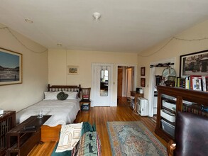 1091 Boylston St, Unit 3 in Boston, MA - Building Photo - Building Photo