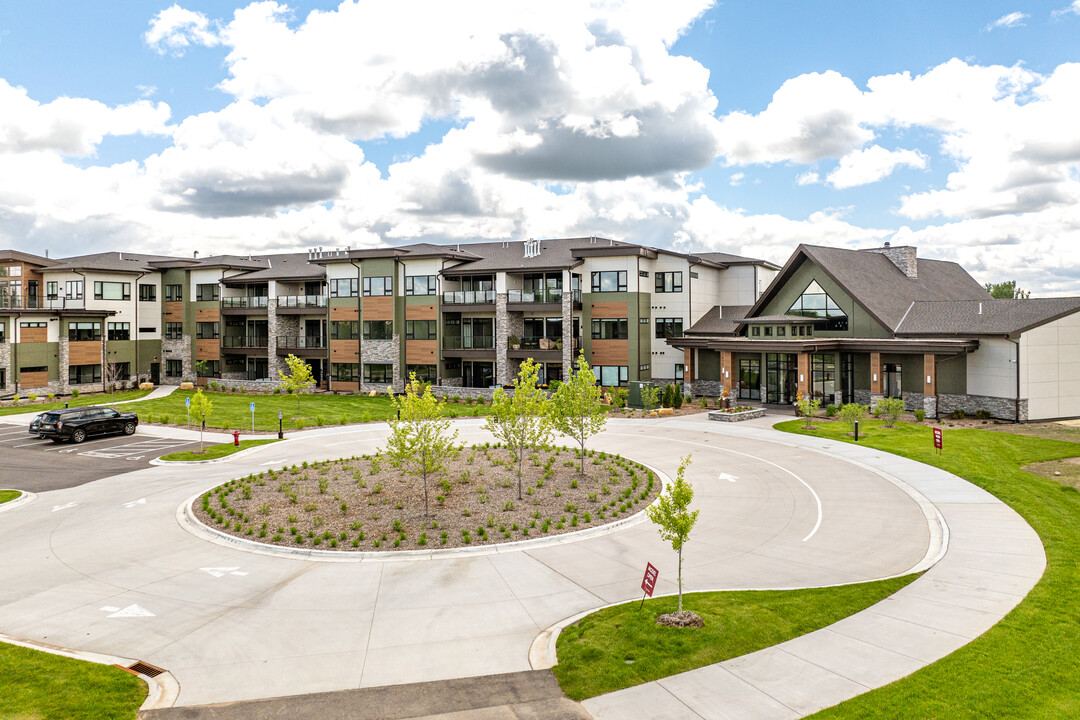 Hill Farm Condominiums in North Oaks, MN - Foto de edificio