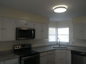994 Alladin Dr in Deltona, FL - Building Photo - Building Photo