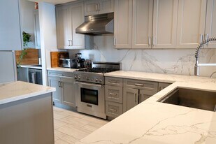 425 E Ocean Blvd, Unit 320 in Long Beach, CA - Building Photo