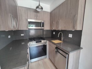 5135 S Kenwood Ave in Chicago, IL - Building Photo - Building Photo