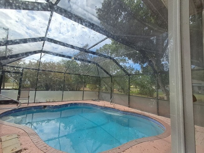 property at 1000 NW 22nd Terrace