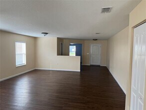 10915 Pond Pine Dr in Riverview, FL - Building Photo - Building Photo