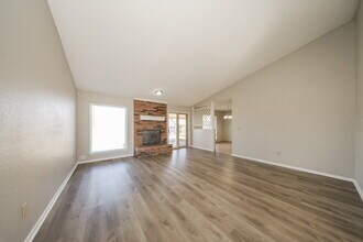 1353 Oswego Dr in Yukon, OK - Building Photo - Building Photo