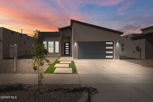 13268 Coldham St in Horizon City, TX - Building Photo