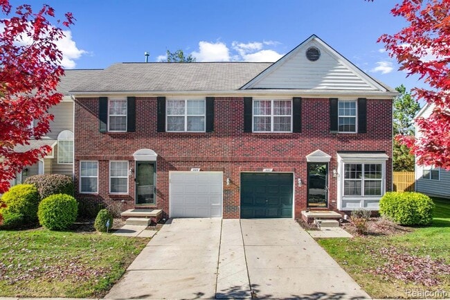 227 Tucker St in Pontiac, MI - Building Photo - Building Photo