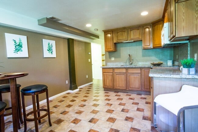 517 Hanover St, Unit InLaw in Daly City, CA - Building Photo - Building Photo