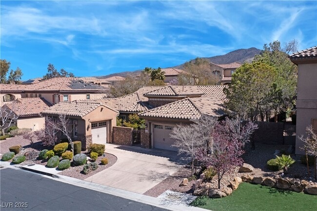 2716 King Louis St in Henderson, NV - Building Photo - Building Photo